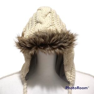 Gap Faux Fur Winter Cap